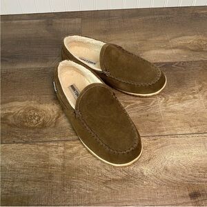 Minnetonka Men's Slip-Ons Size 11 Moccasins Tan Leather Suede Faux Fur Lining